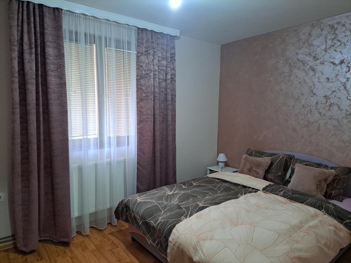Apartman Lara 2 Lägenhet Foca Exteriör bild