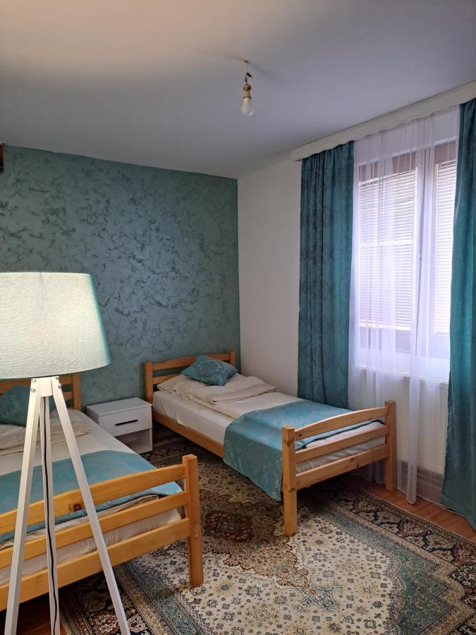 Apartman Lara 2 Lägenhet Foca Exteriör bild