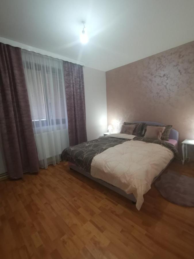 Apartman Lara 2 Lägenhet Foca Exteriör bild