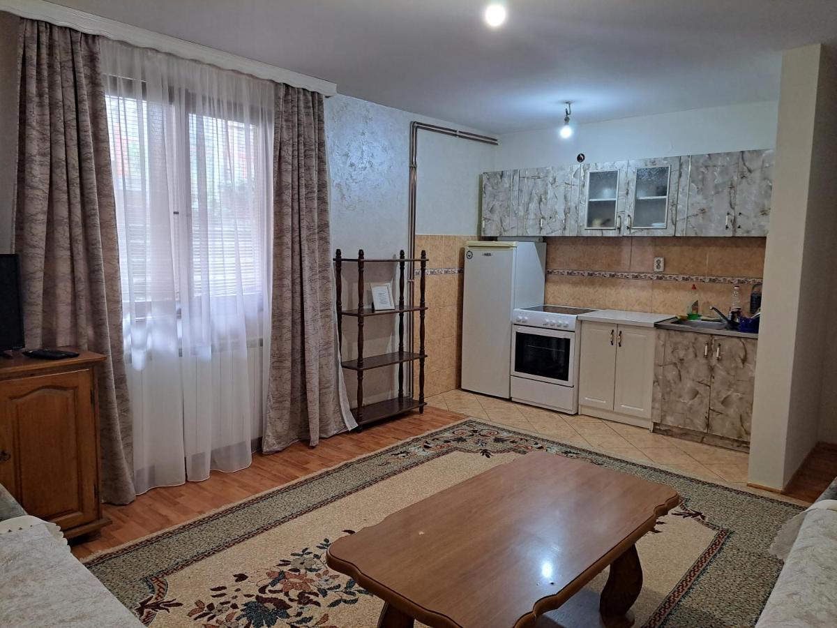 Apartman Lara 2 Lägenhet Foca Exteriör bild
